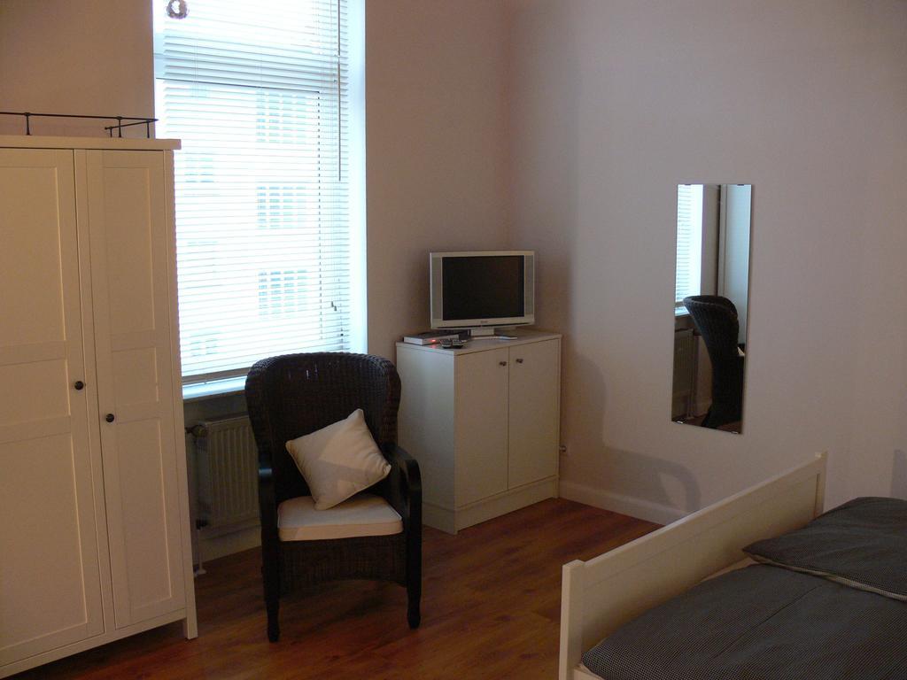 Business Flat Bahnhofstrasse Appartement Wiesbaden Kamer foto